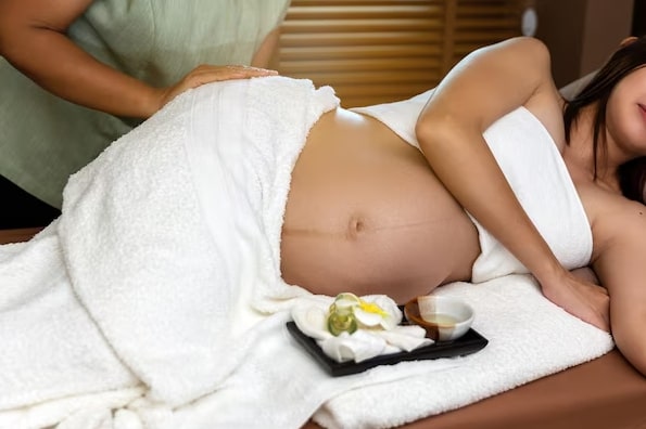 Massage St Petersburg services for pregnant women